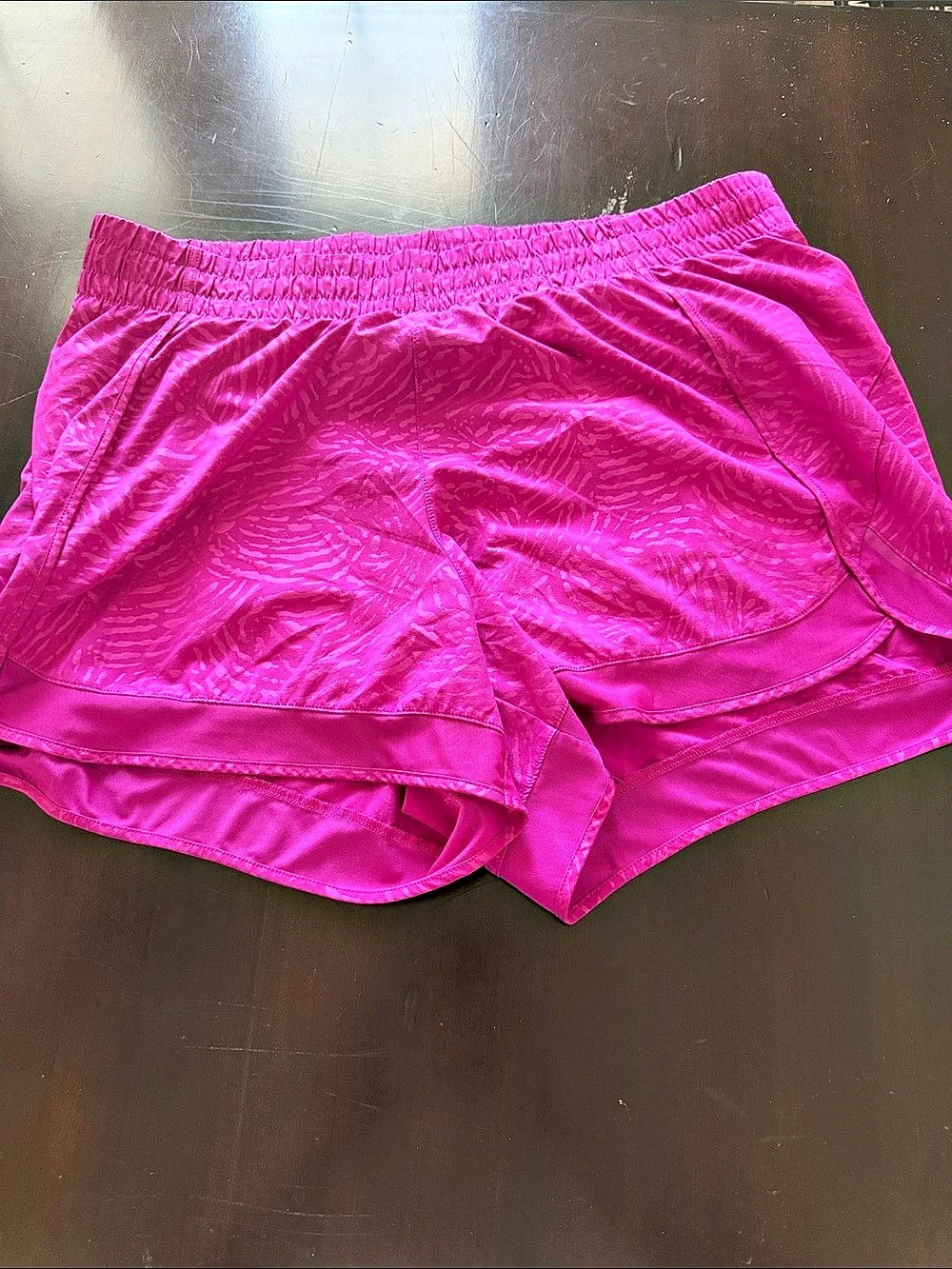Athleta Women's Animal Print Athletic Shorts Pink XL Like New